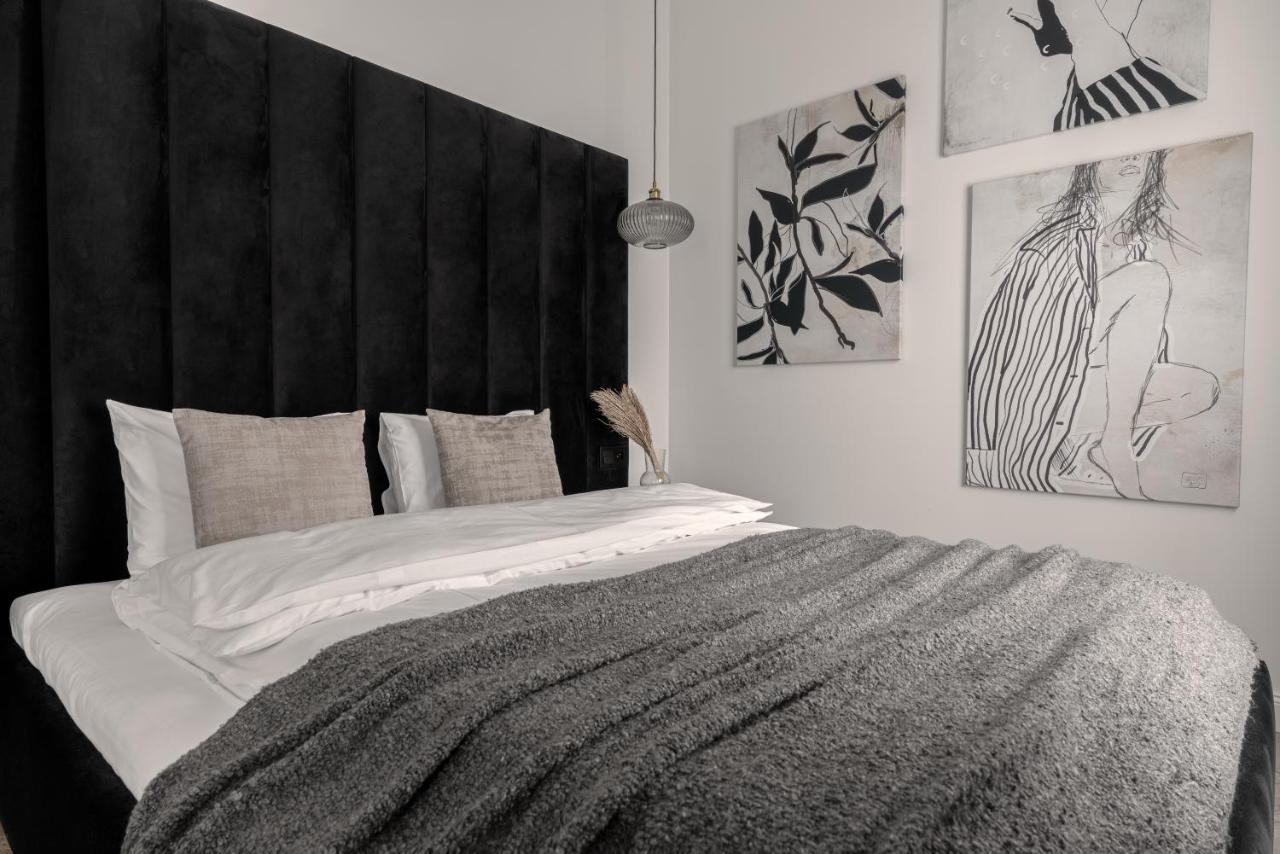 Apartio Rooms Katowice Extérieur photo