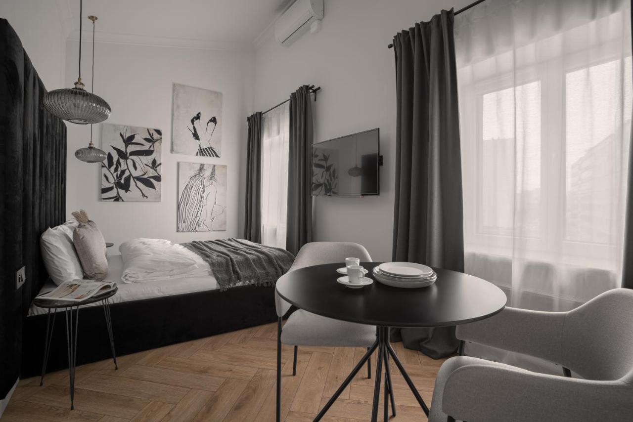 Apartio Rooms Katowice Extérieur photo